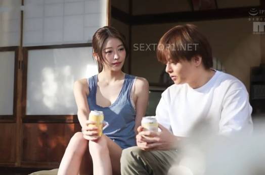 Kỷ niệm mùa hè khó quên với chị hàng xóm mà tôi yêu mến trở về quê sau bao năm